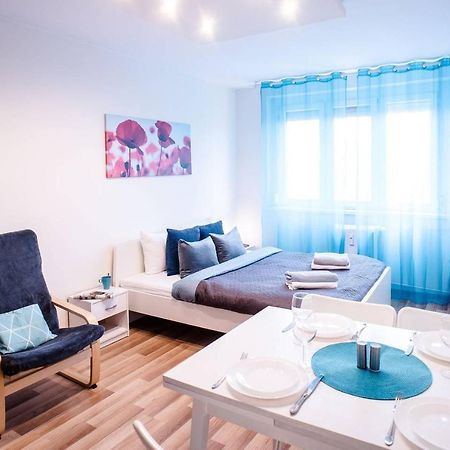 Peaceful, Cozy And New Apartment With Balcony 布达佩斯 外观 照片