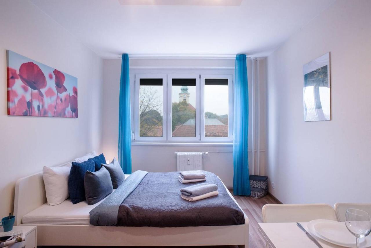 Peaceful, Cozy And New Apartment With Balcony 布达佩斯 外观 照片